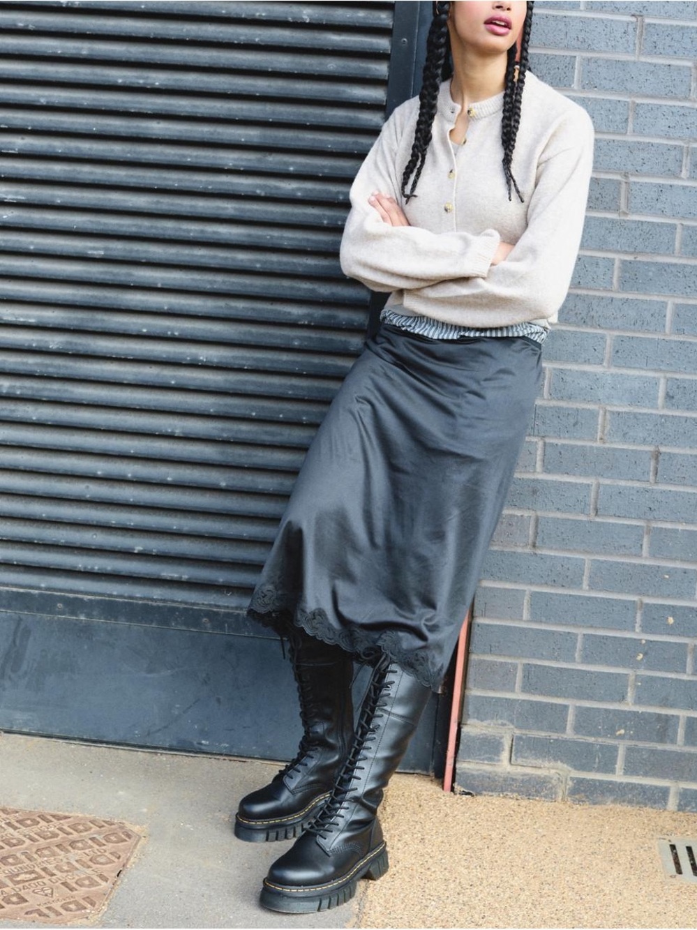 Dr. Martens AUDRICK 20-EYE LEATHER KNEE HIGH PLATFORM BOOTS - Picture 2 of 12